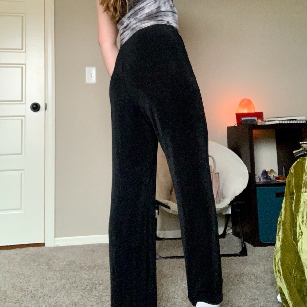 VTG 80’s / 90’s Black Slinky Flown Boho Pants - Picture 2 of 8